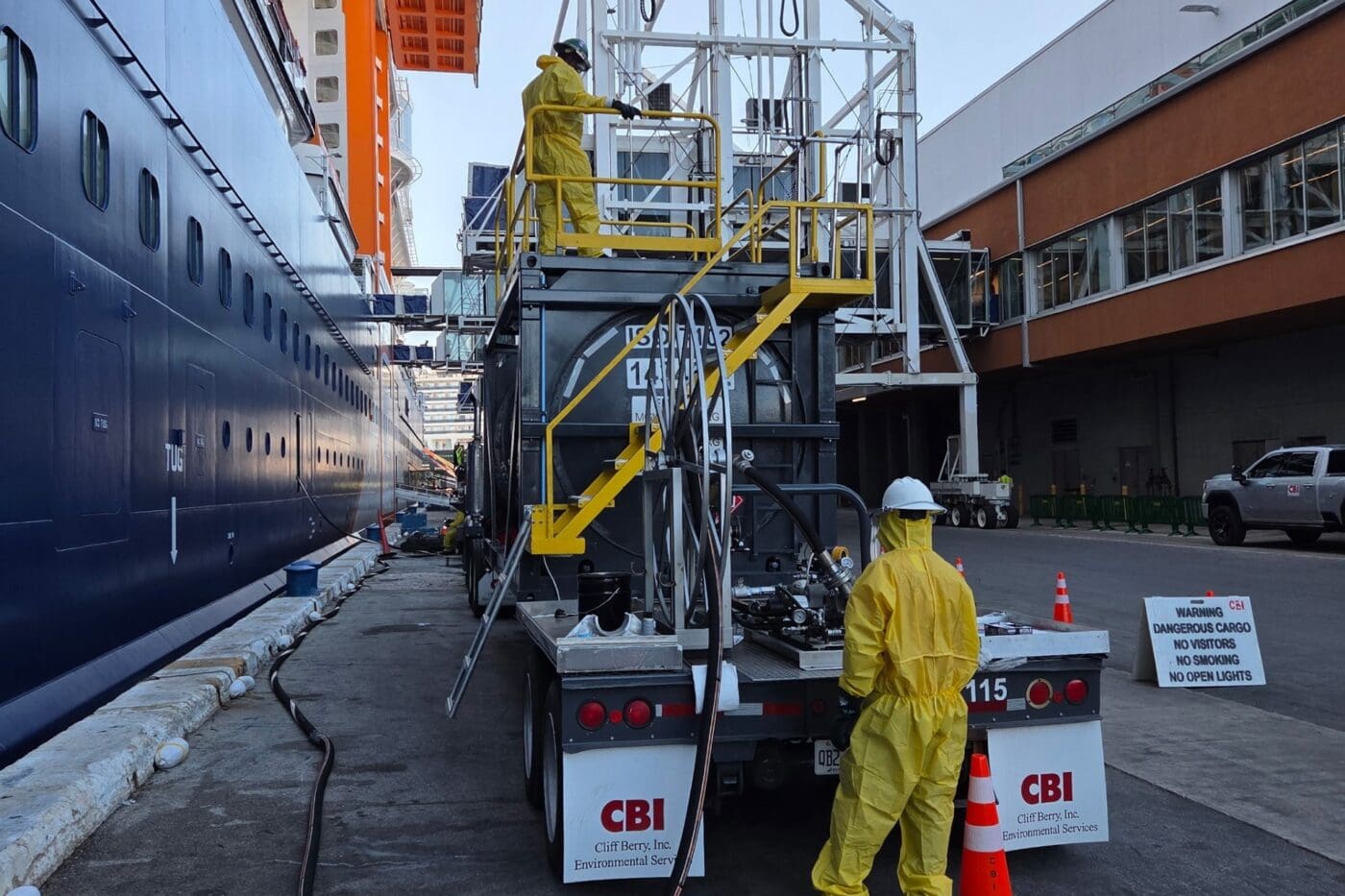 World Fuel Services and West Coast Clean Fuels Establish Proven Methanol Bunkering Capability Available Across U.S. Ports