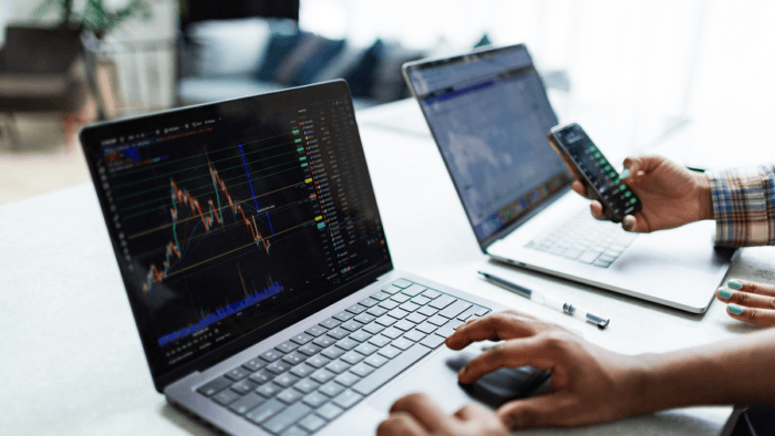 Analysing data on multiple devices.